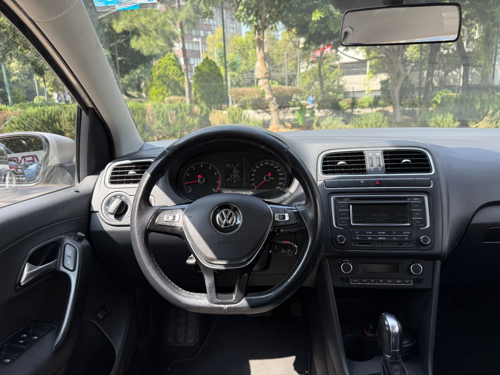 Volkswagen Vento Highline 2015