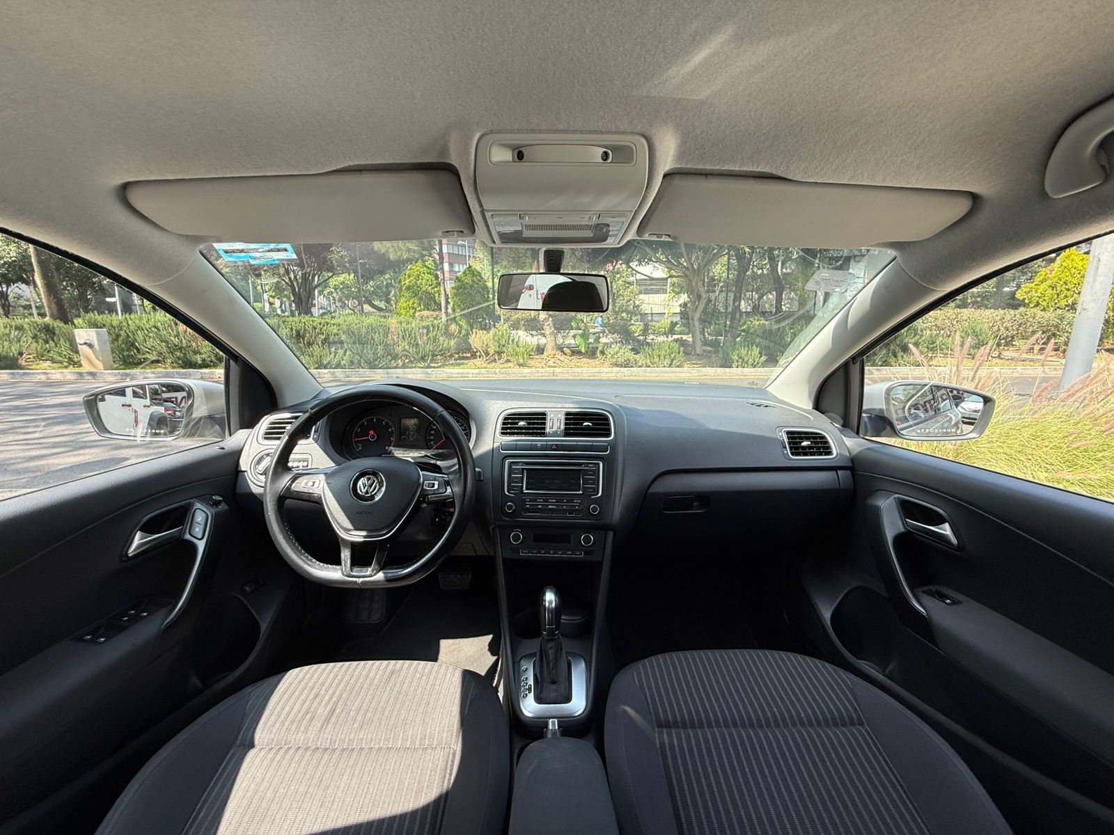 Volkswagen Vento Highline 2015