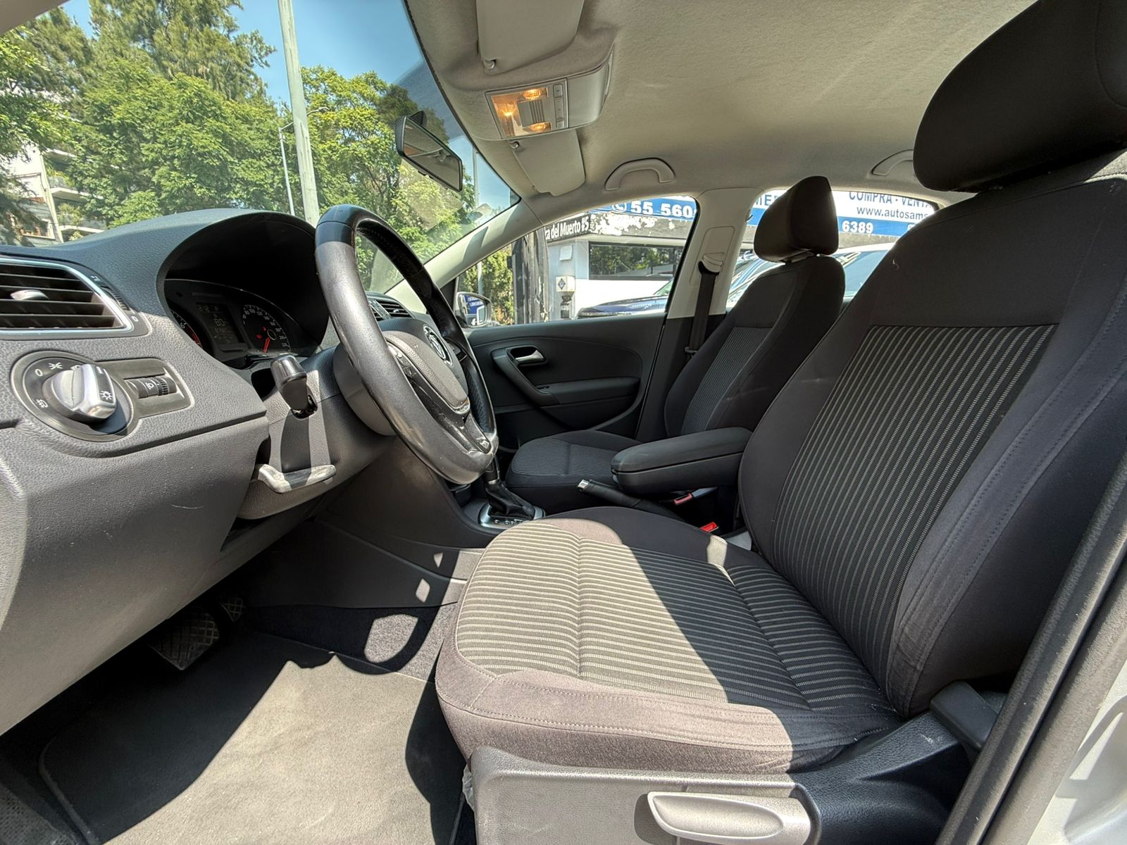 Volkswagen Vento Highline 2015