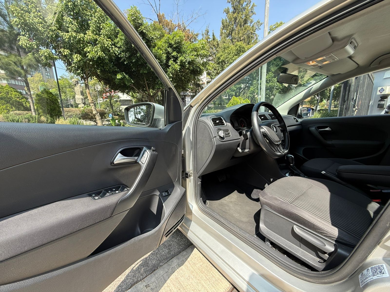 Volkswagen Vento Highline 2015